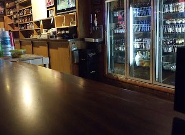 indiana/the-uplands/bar/waylon-s-bar