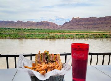 utah/moab/bar/sandbar-lounge-moab