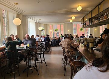 pennsylvania/pennsylvania-dutch-country/bar/shot-bottle