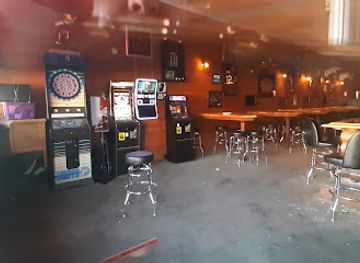 iowa/spirit-lake/bar/bucks-bar
