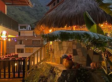 peru/inca-trail/bar/inka-happiness-cultural-bar
