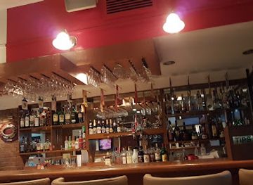 pakistan/islamabad/bar/canada-club-diplomatic-enclave