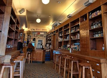 finland/lemmenjoki-national-park/bar/uusi-apteekki-pub