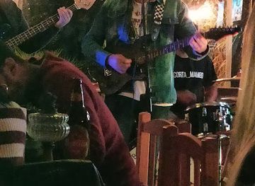 uruguay/colonia-del-sacramento/real-de-san-carlos/bar/criopoolbar