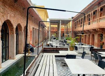 india/jaipur/jantar-mantar/bar/baradari-restaurant-bar