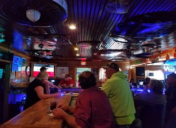 iowa/great-river-road/bar/pork-s-bar