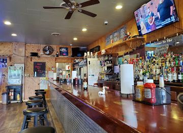minnesota/driftless-area/bar/nauti-hawg-bar-grill