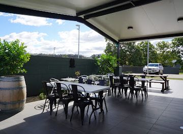 australia/central-highlands/bar/dooleys-springsure-tavern-motel