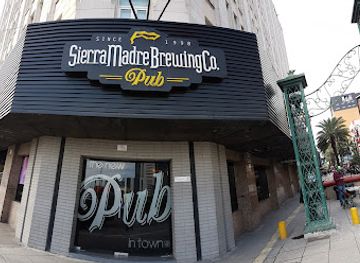 mexico/monterrey/fundidora-park/bar/sierra-madre-brewing-co