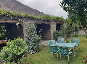 pakistan/chitral/bar/fokker-friendship-restaurant-chitral