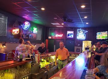 minnesota/minneapolis/northeast-minneapolis/bar/tony-jaros-river-garden