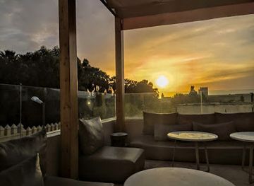 morocco/fes/fes-jdid/bar/mezzanine