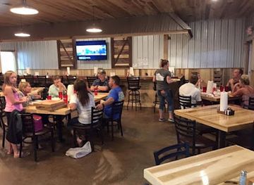 kentucky/land-between-the-lakes-national-recreation-area/bar/fast-eddie-s-place-restaurant