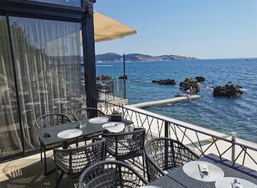 montenegro/ljesanska-nahija/bar/pino-del-mar-restaurant-beach-bar