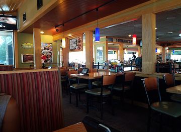 maine/brunswick/bar/applebee-s-grill-bar