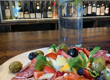 lithuania/curonian-spit-national-park/bar/sip-wine-bar