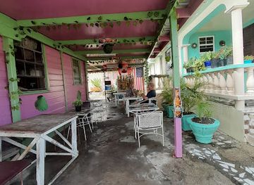 barbados/saint-lucy/bar/denise-variety