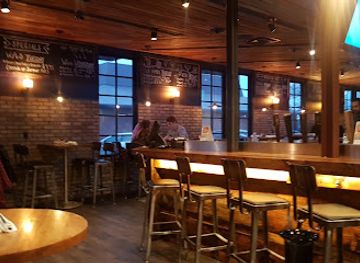 canada/calgary-region/bar/brazen-hall-kitchen-brewery