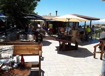 cyprus/cedar-valley/bar/cliffs-cafe-bar