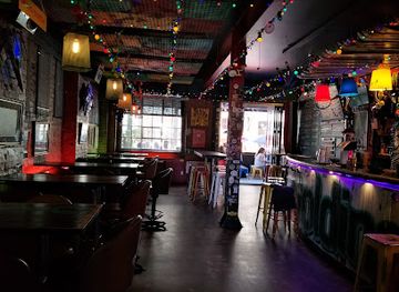 new-zealand/wellington/te-aro/bar/golding-s-free-dive
