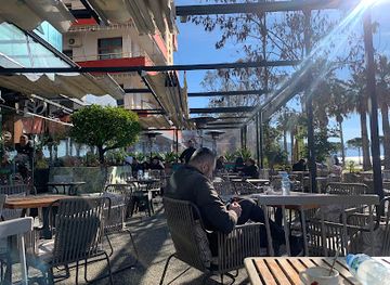 albania/vlore/bar/seasons-cocktail-bar