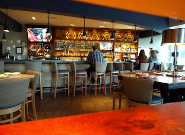 virginia/virginia-beach/town-center/bar/tupelo-honey-southern-kitchen-bar