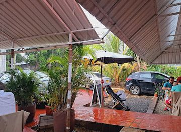 mauritius/chamarel/bar/chez-m-chamarel