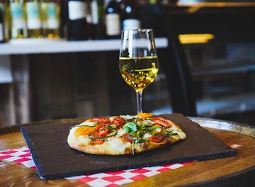 florida/everglades-national-park/bar/mellow-grapes-miami