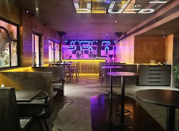 india/kochi/ernakulam/bar/booyah-resto-bar