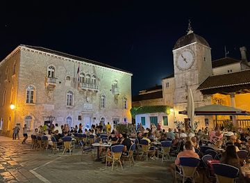 croatia/trogir/bar/corte-bar