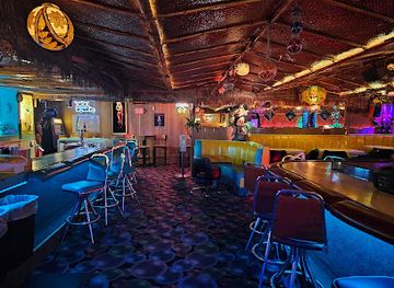 Sip 'n Dip Lounge (1962)