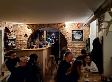 denmark/copenhagen/osterbro/bar/tap10