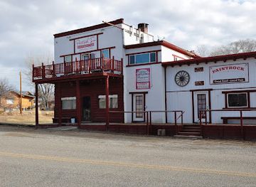 wyoming/big-horn-county/bar/paintrock-inn