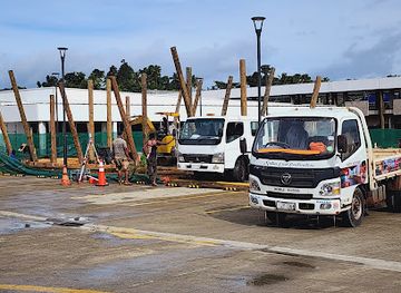 fiji/beqa-island/bar/kava-bure-amusement