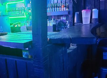 jamaica/port-antonio-area/bar/asmin-s-bar-the-log