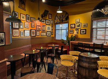 vermont/chittenden-county/bar/the-venetian-soda-lounge