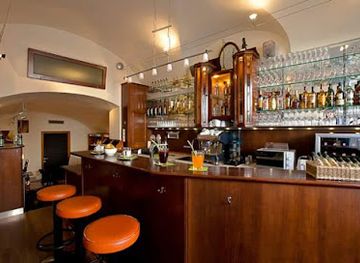 austria/eisenstadt/bar/aspirin