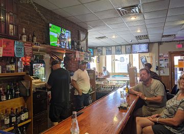 minnesota/glacial-ridge/bar/old-bank