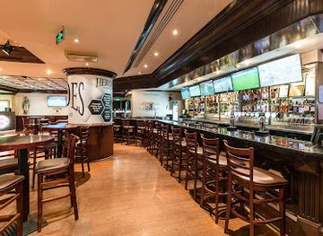 united-arab-emirates/abu-dhabi/downtown-abu-dhabi/bar/heroes-never-die