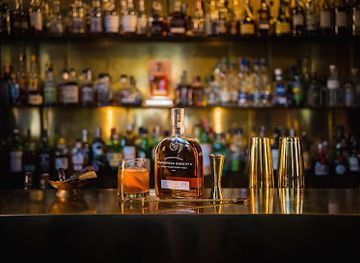 poland/masovia/bar/aura