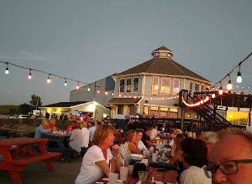 ohio/grand-river-valley/bar/sunset-harbor-bar-and-grille