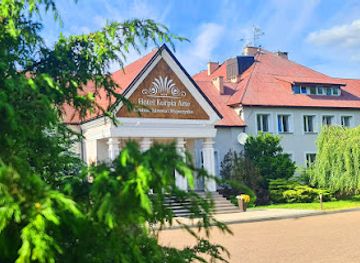 poland/kurpie/bar/hotel-kurpia-arte-w-nowogrodzie