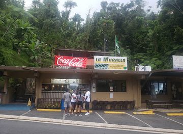 puerto-rico/luquillo-mountains/bar/la-muralla
