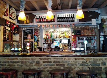 united-kingdom/wiltshire/bar/the-smoking-dog