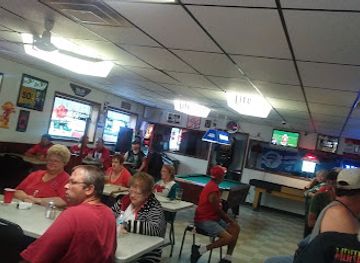 nebraska/grand-island/bar/white-horse-tavern