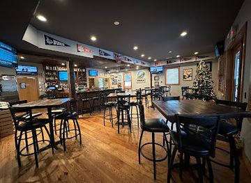 south-carolina/lake-jocassee/bar/the-fix-restaurant-bar-and-lounge