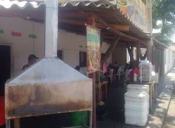 colombia/guajira-peninsula/bar/restaurante-j-l-o