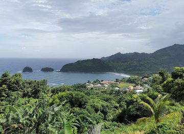 dominica/batalie-beach/bar/islet-view-restaurant-bar