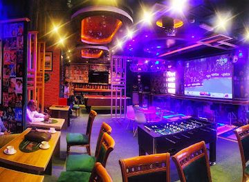 united-arab-emirates/jebel-jais/bar/the-pavilion-bollywood-themed-sports-bar-lounge-at-camphor-hotel