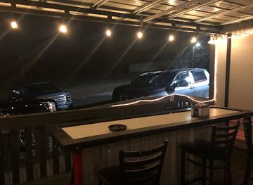 south-carolina/greer/bar/the-hoot-n-holler